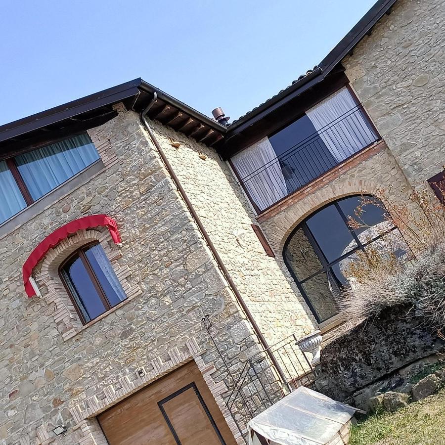 Agriturismo La Casetta - Ospitalita Rurale Familiare Montese エクステリア 写真